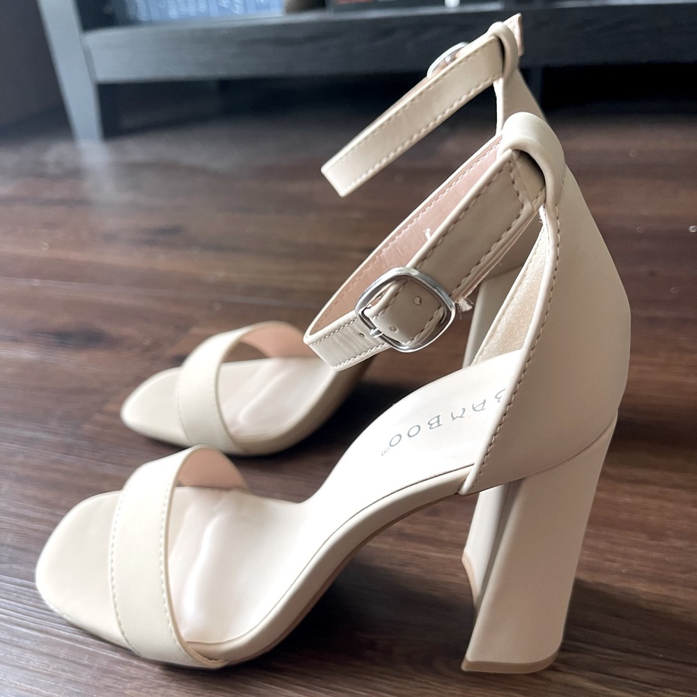 Nude forever 21 chunky heels